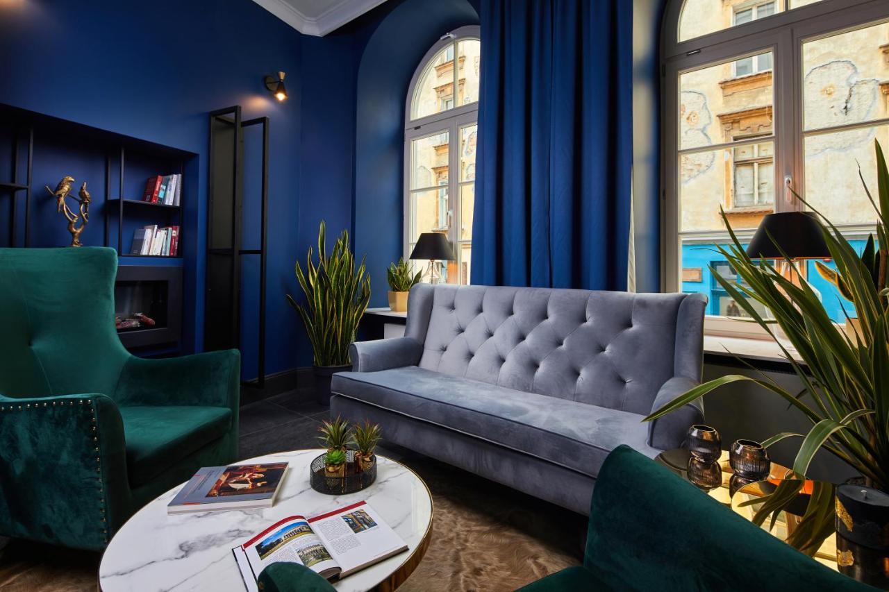 Estera Hotel 4*